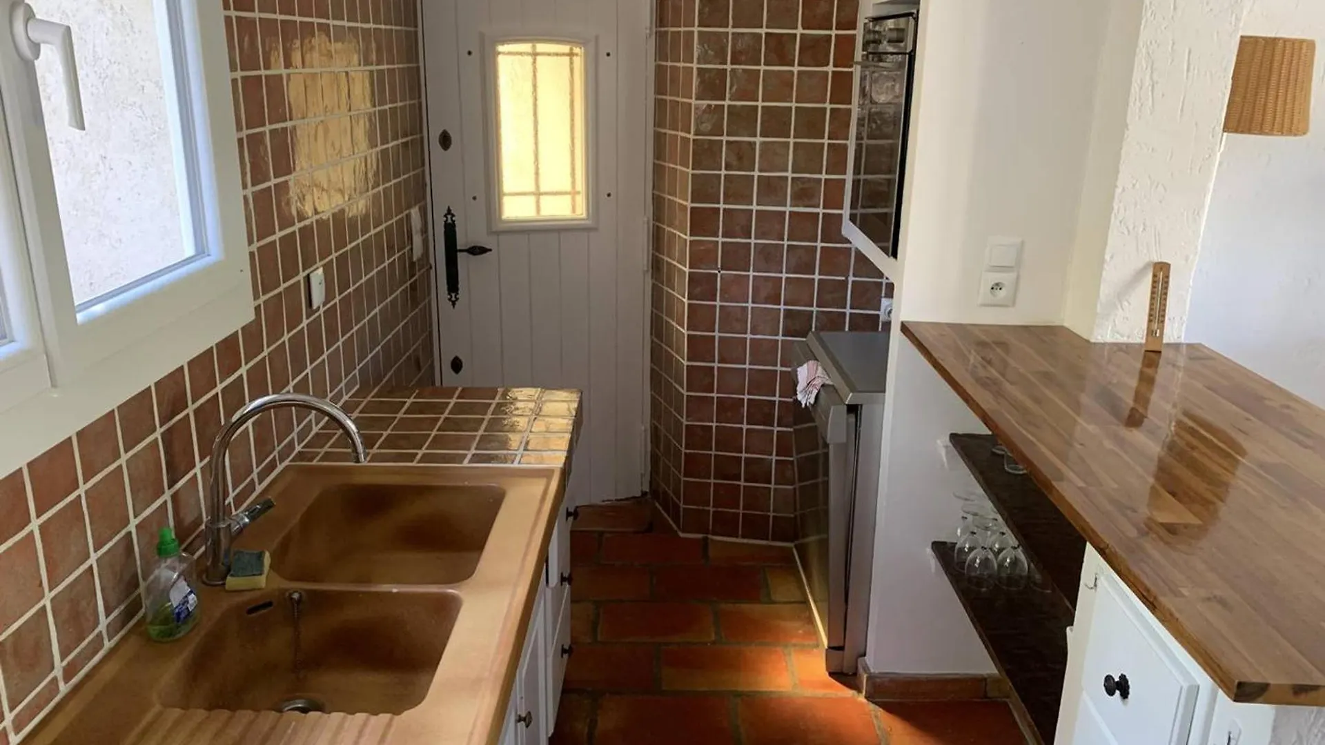 Villa T2 Climatisee Avec Jardin, Proche Plage, Parking Et Animaux Acceptes - Fr-1-768-65 Les Issambres 0*,  France