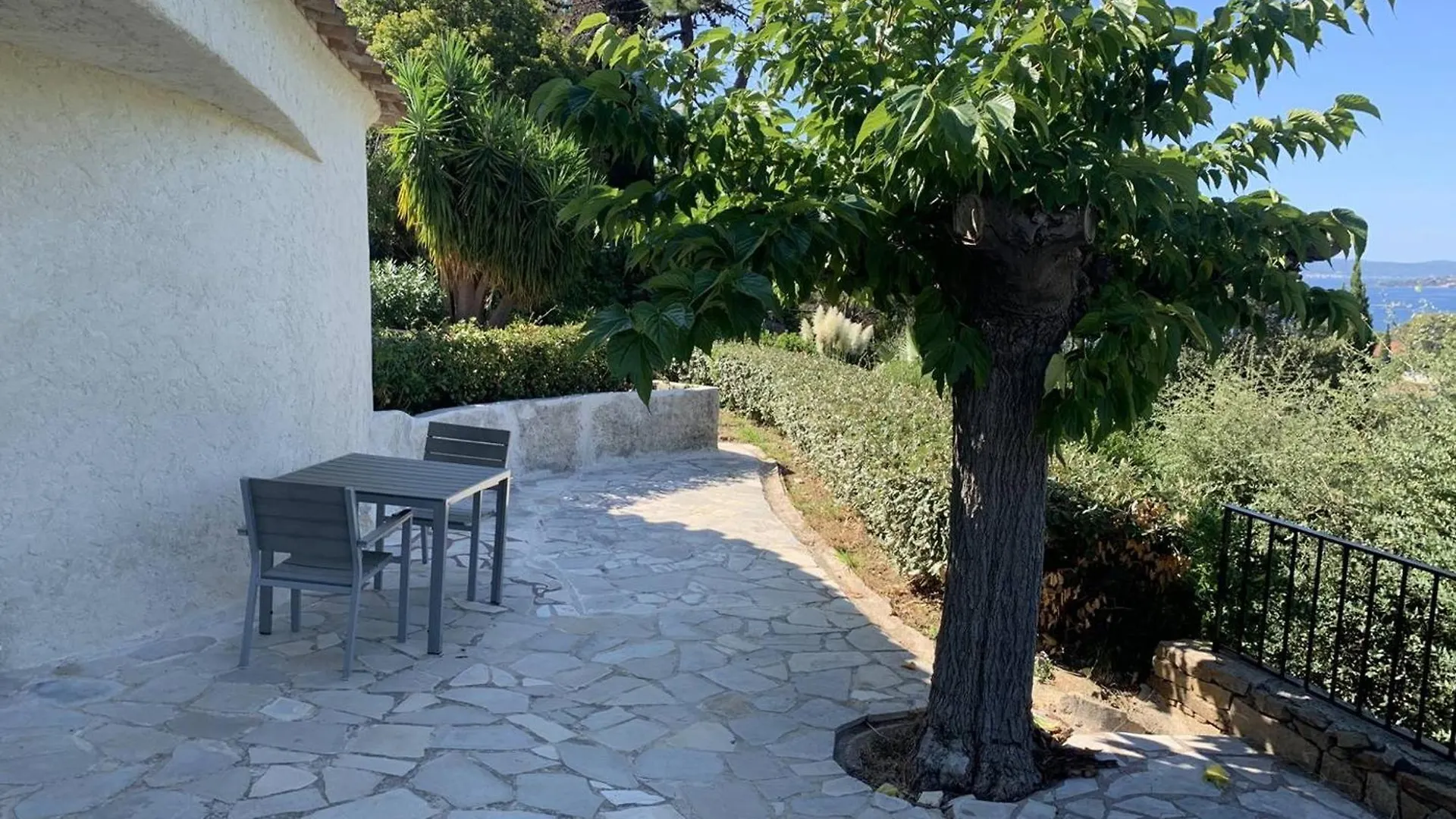 Villa T2 Climatisee Avec Jardin, Proche Plage, Parking Et Animaux Acceptes - Fr-1-768-65 Les Issambres